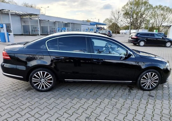 Volkswagen Passat cena 31500 przebieg: 270000, rok produkcji 2013 z Opole małe 277